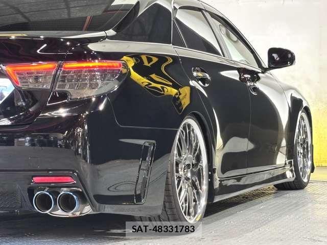 Toyota MARK X 2011-11 8457848-2