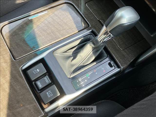 Toyota MARK X 2013-07 8485671-9