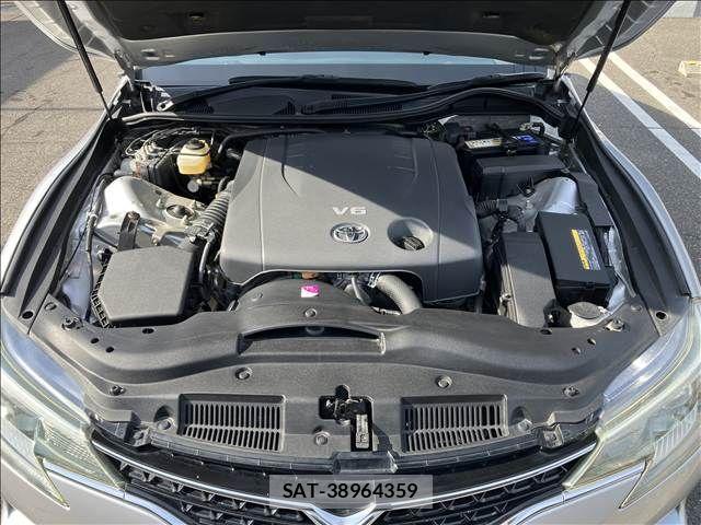 Toyota MARK X 2013-07 8485671-13