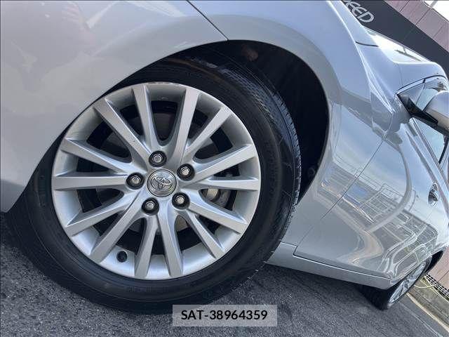 Toyota MARK X 2013-07 8485671-18