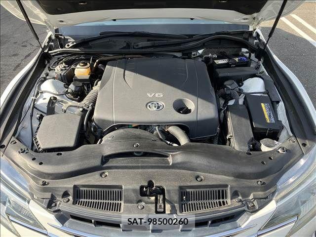 Toyota MARK X 2013-07 8485672-13