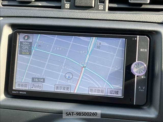 Toyota MARK X 2013-07 8485672-2