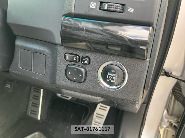 Toyota MARK X 2010-03 8485673-10