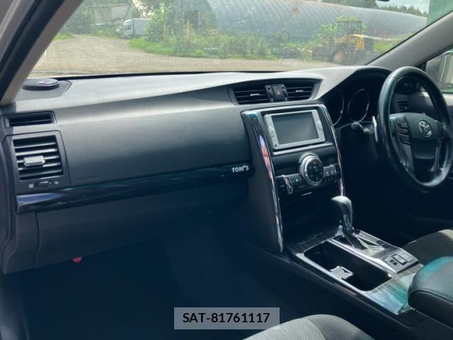 Toyota MARK X 2010-03 8485673-13