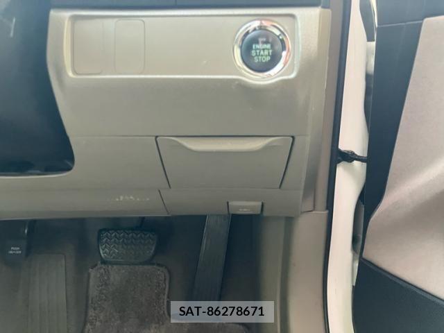 Toyota MARK X 2009-11 8525627-17