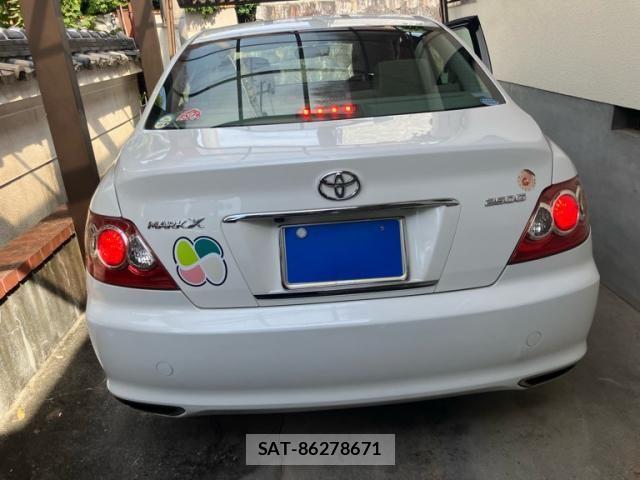 Toyota MARK X 2009-11 8525627-3