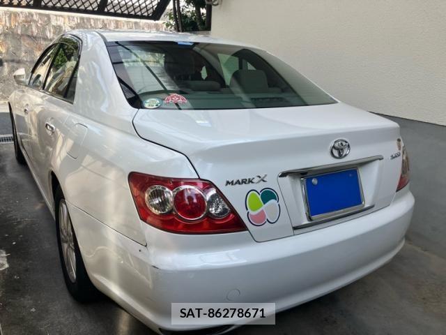 Toyota MARK X 2009-11 8525627-4
