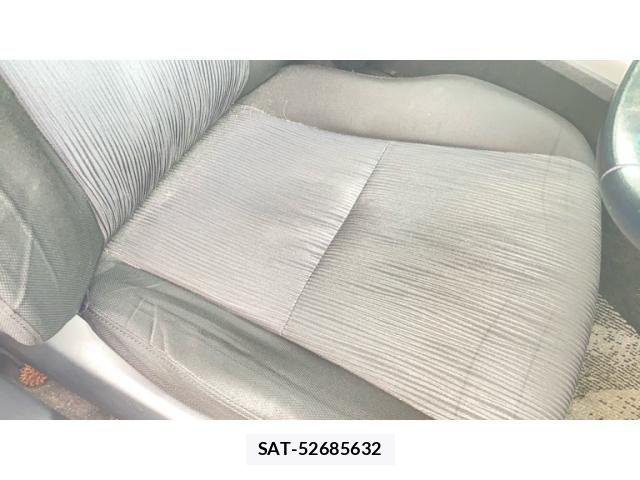 Toyota MARK X 2010-08 8525625-16