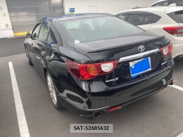 Toyota MARK X 2010-08 8525625-3