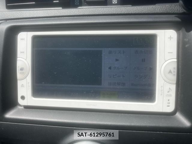 Toyota MARK X 2012-10 8525626-17