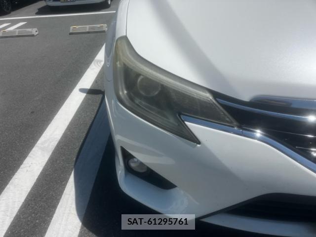 Toyota MARK X 2012-10 8525626-2