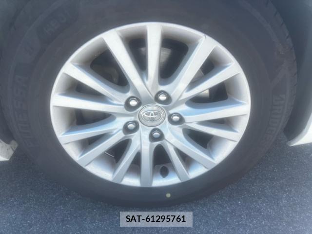 Toyota MARK X 2012-10 8525626-8