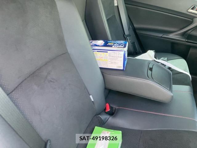 Toyota MARK X 2013-03 8525624-10