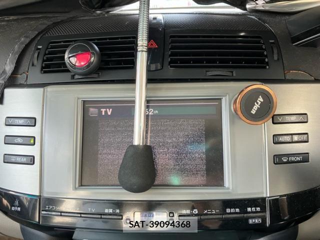 Toyota MARK X 2006-05 8525630-18