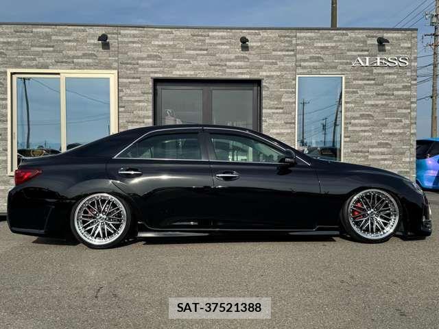 Toyota MARK X 2010-02 8562526-14