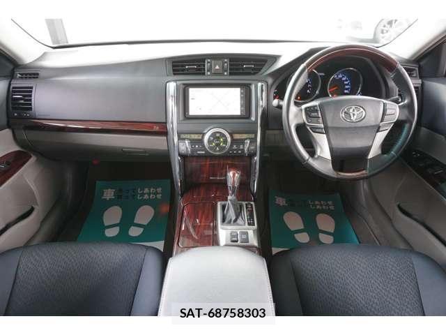 Toyota MARK X 2011-12 8562528-3