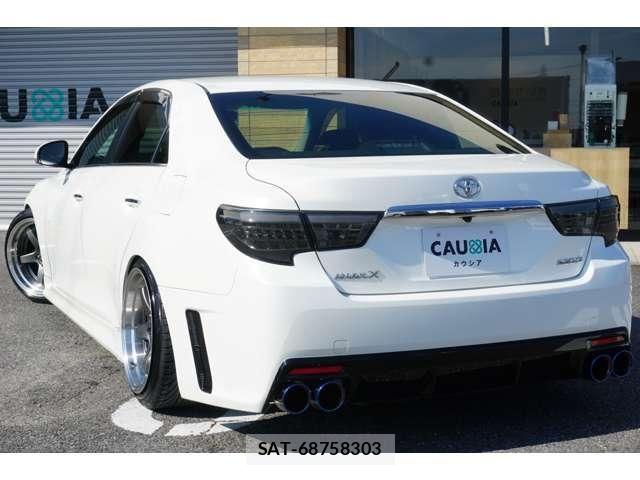 Toyota MARK X 2011-12 8562528-6