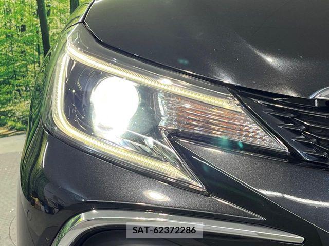 Toyota MARK X 2017-08 8627557-12