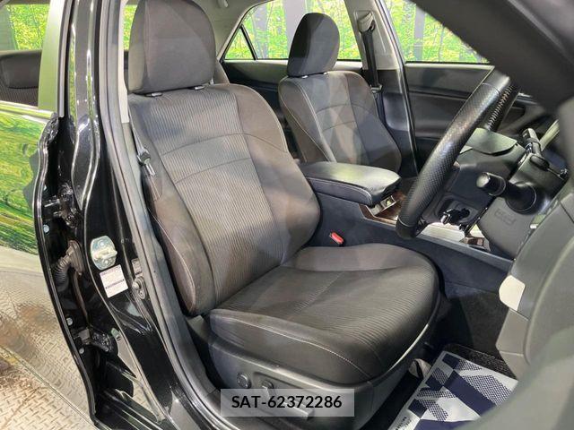 Toyota MARK X 2017-08 8627557-7