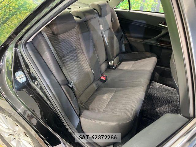 Toyota MARK X 2017-08 8627557-8