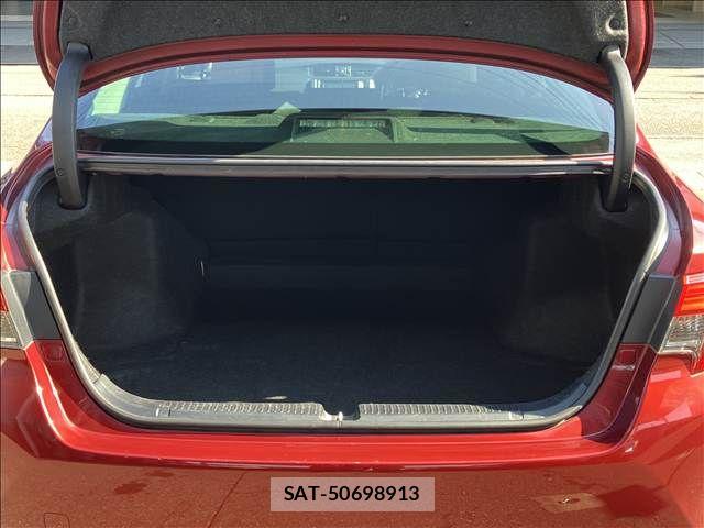 Toyota MARK X 2012-09 8627559-12