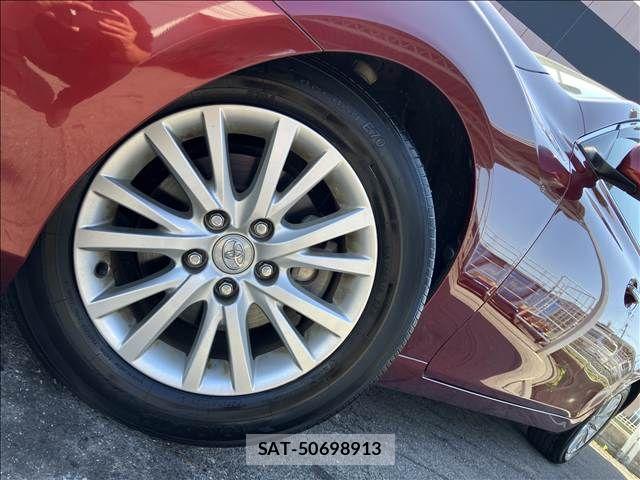 Toyota MARK X 2012-09 8627559-18