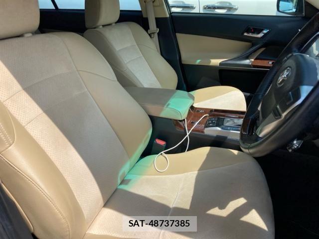 Toyota MARK X 2013-08 8627558-8