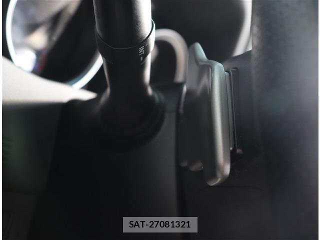 Toyota MARK X 2013-12 8660049-10