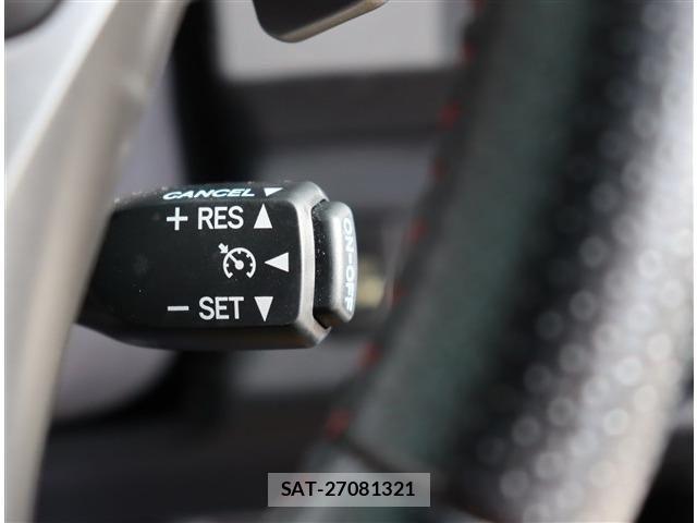 Toyota MARK X 2013-12 8660049-17