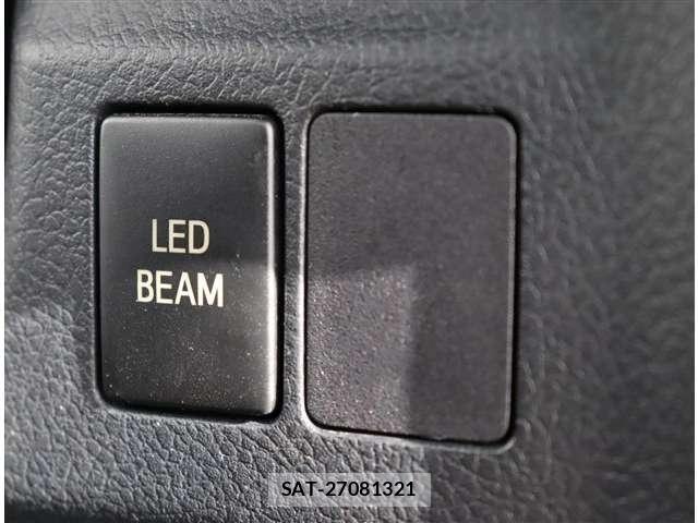 Toyota MARK X 2013-12 8660049-20