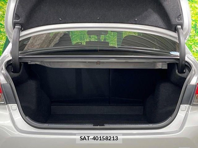 Toyota MARK X 2016-07 8660051-9