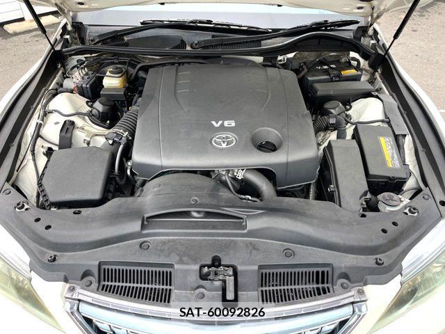Toyota MARK X 2010-11 8666441-17