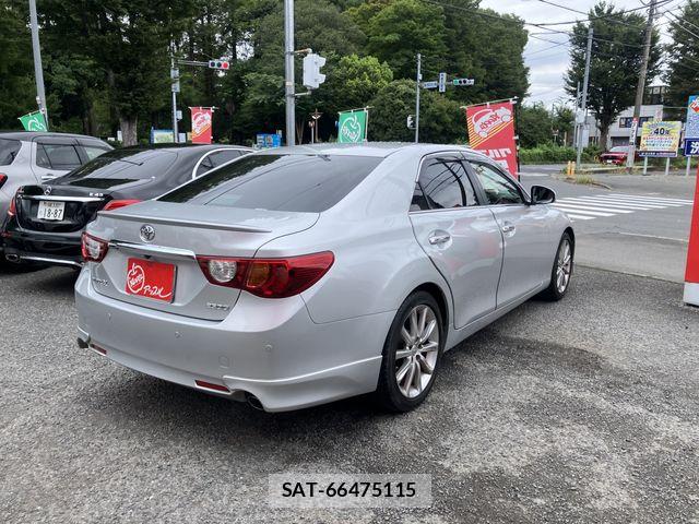 Toyota MARK X 2011-10 8666445-2