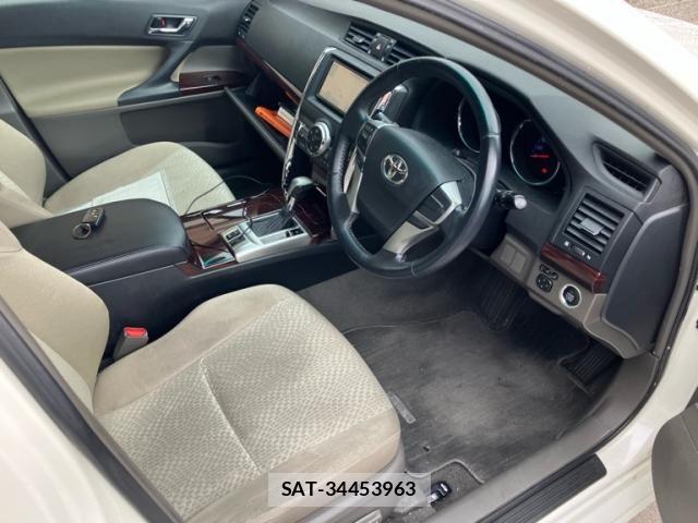 Toyota MARK X 2010-06 8660052-10