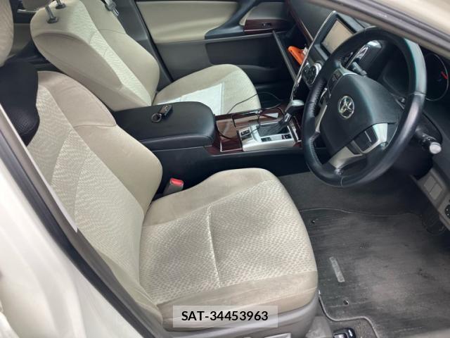 Toyota MARK X 2010-06 8660052-11