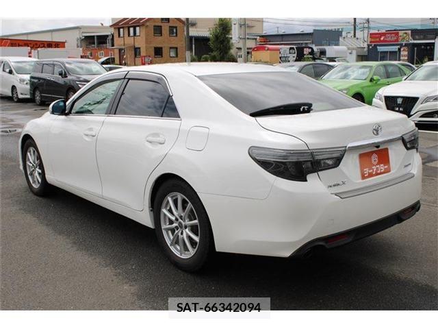 Toyota MARK X 2017-03 8666442-12