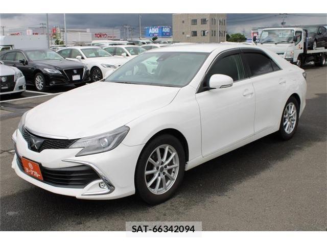 Toyota MARK X 2017-03 8666442-14