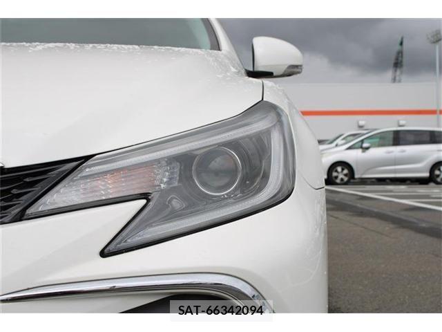 Toyota MARK X 2017-03 8666442-15