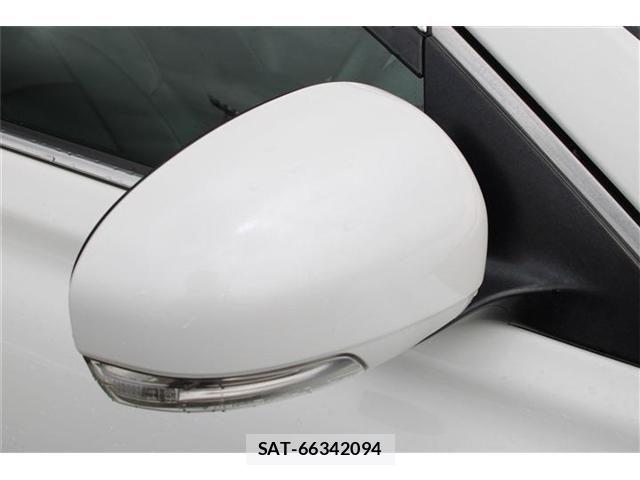 Toyota MARK X 2017-03 8666442-19