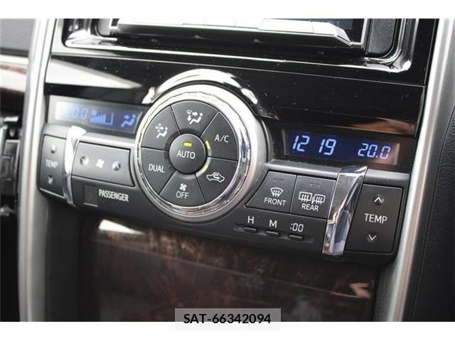 Toyota MARK X 2017-03 8666442-5