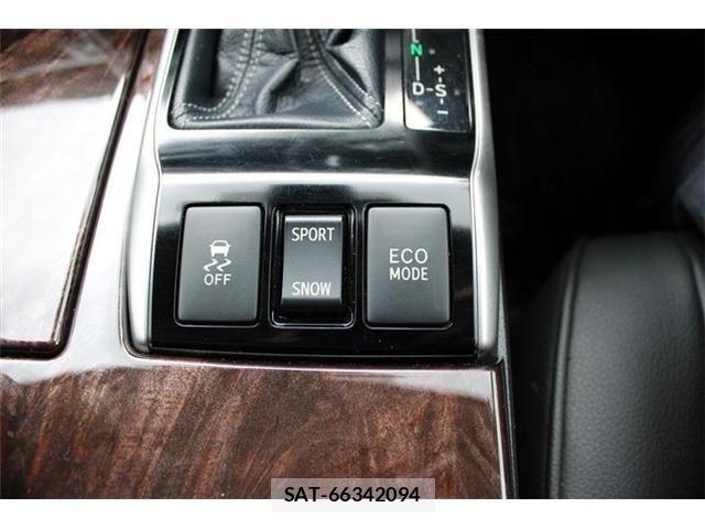 Toyota MARK X 2017-03 8666442-6