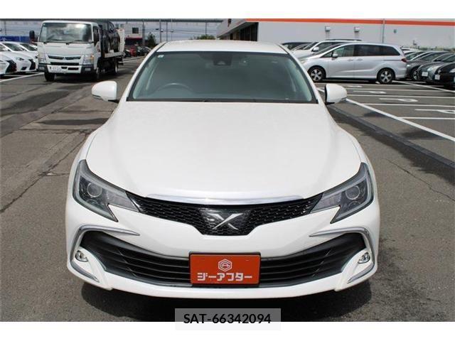 Toyota MARK X 2017-03 8666442-7