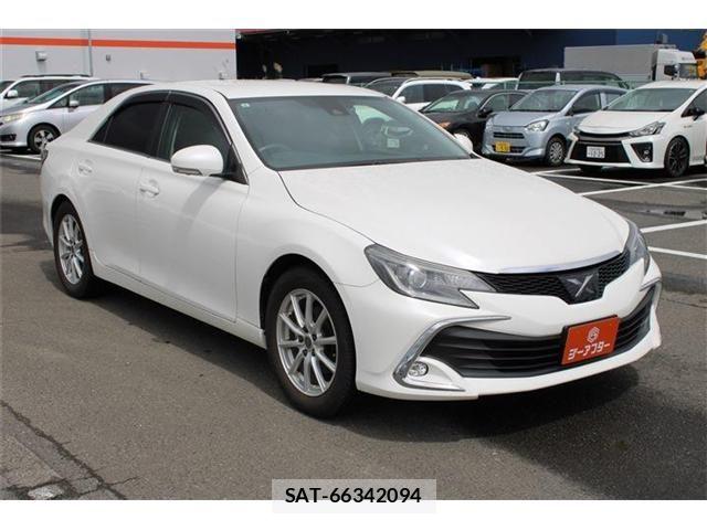 Toyota MARK X 2017-03 8666442-8