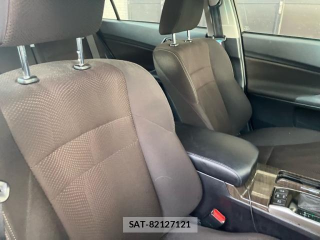 Toyota MARK X 2014-11 8660050-12