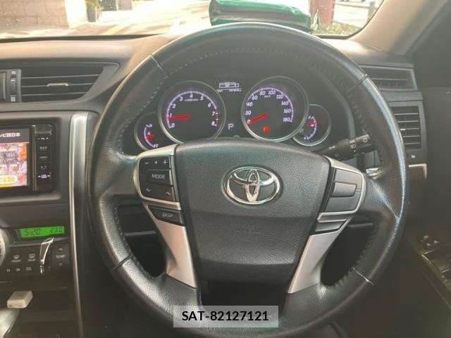 Toyota MARK X 2014-11 8660050-16
