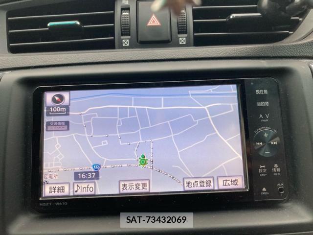 Toyota MARK X 2012-02 8666444-20