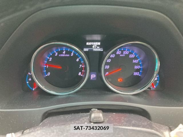 Toyota MARK X 2012-02 8666444-21