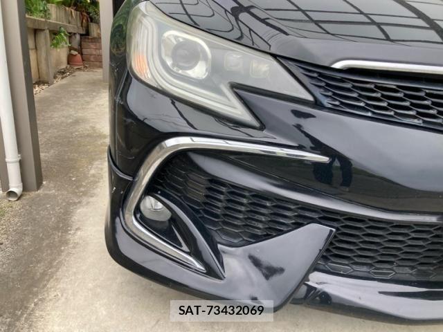 Toyota MARK X 2012-02 8666444-5
