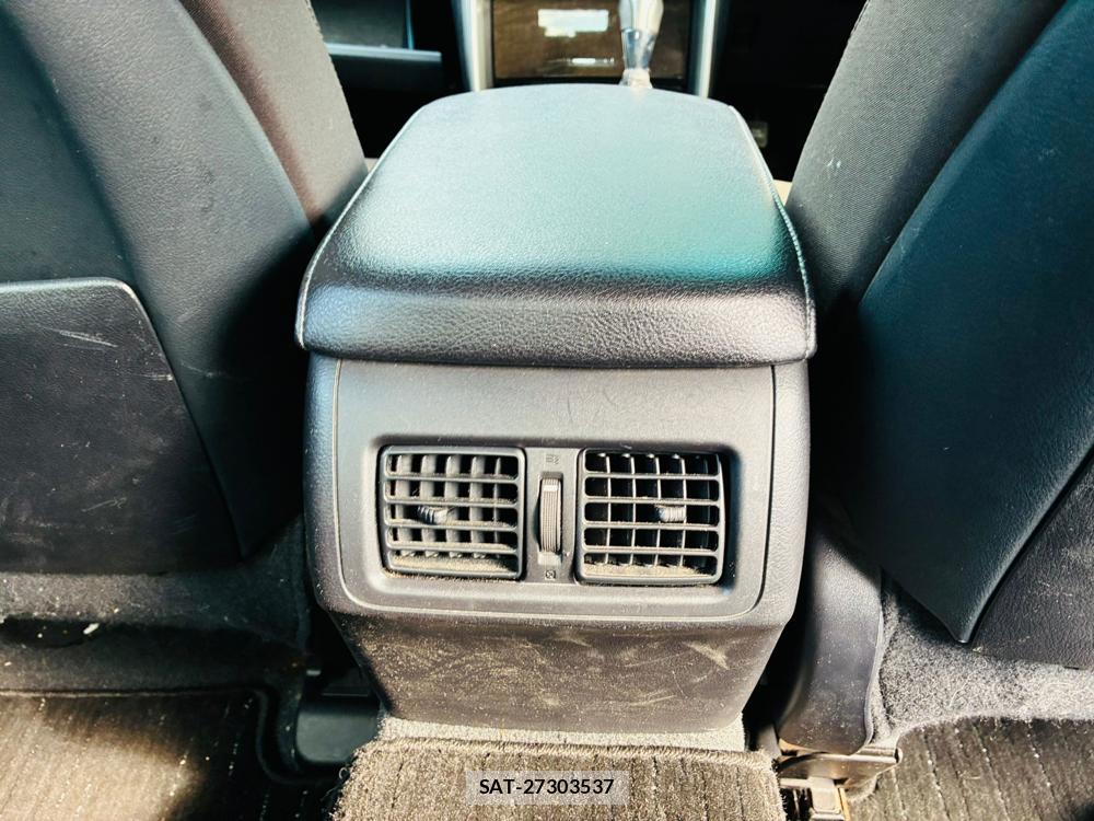 Toyota MARK X 2013-07 8625595-22