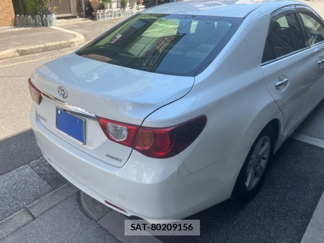 Toyota MARK X 2010-01 8685895-9